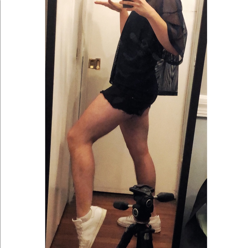 Cut off Levi’s short-shorts - Picture 3 of 3